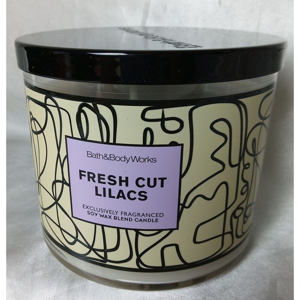 BATH & BODY WORKS FRESH CUT LILACS 3 WICK CANDLE